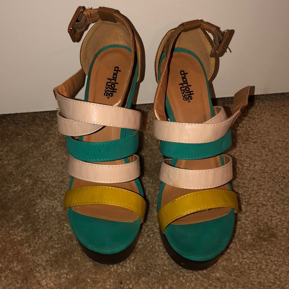 Charlotte Russe Multi Color Wedge